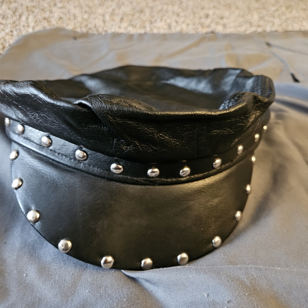 Black students hat